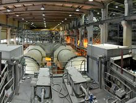 Selos mecânicos inteligentes cortam consumo de água em fábrica de papel alemã