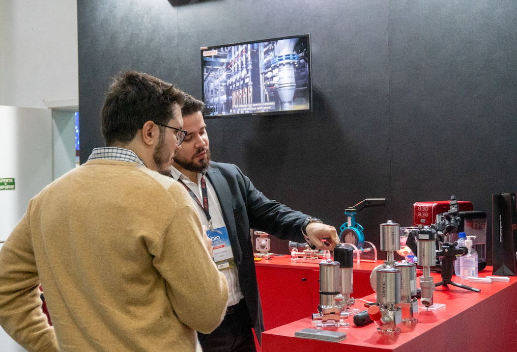 GEMÜ do Brasil leva inovação para bioinsumos e agricultura regenerativa ao BioSummit