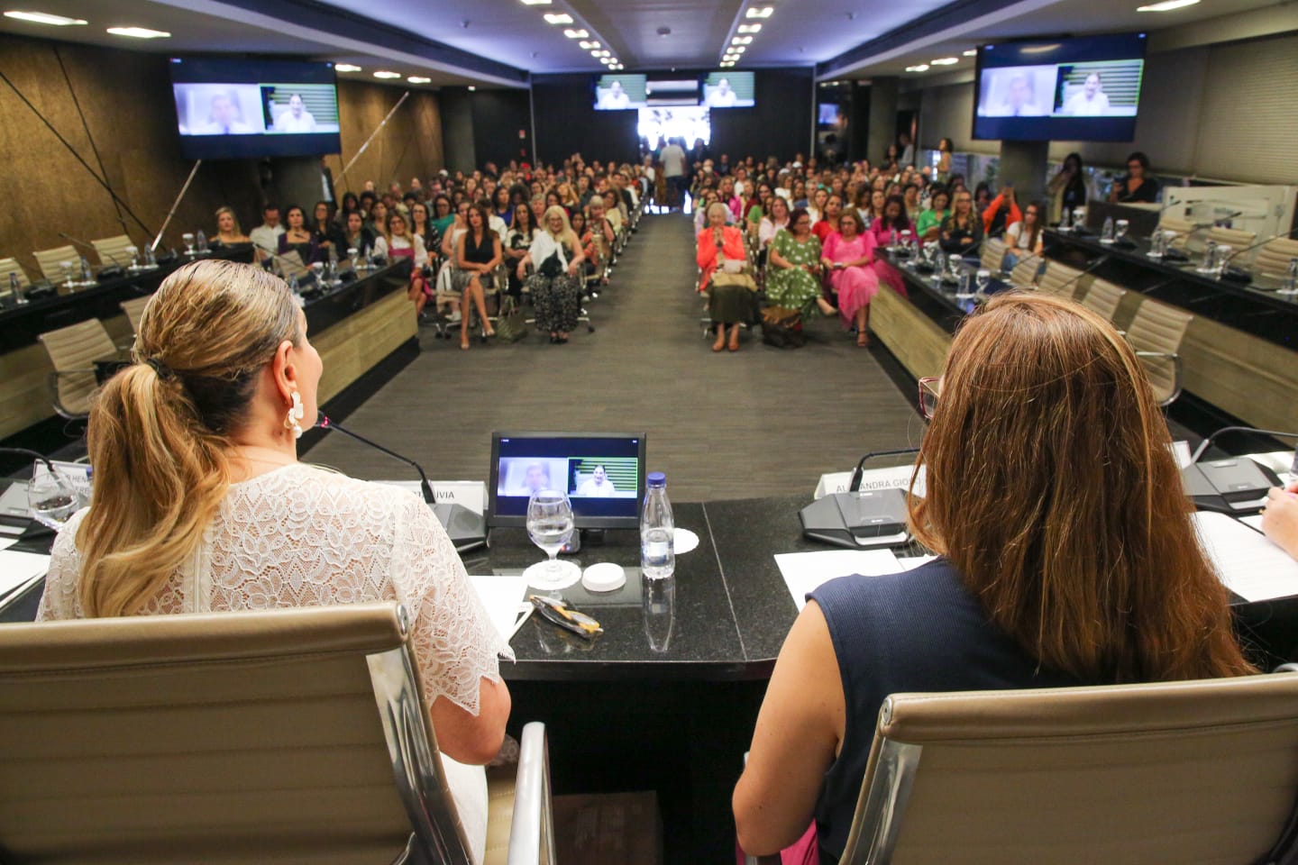 Ciesp e Conselho Superior Feminino da Fiesp querem ampliar participação das mulheres nas fábricas