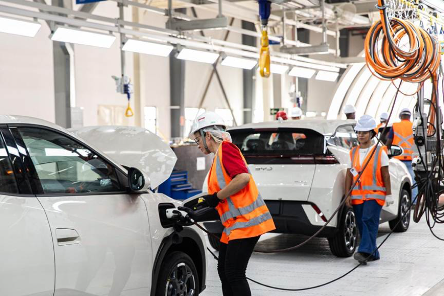 Complexo industrial da BYD na Bahia avança para nova fase de produção