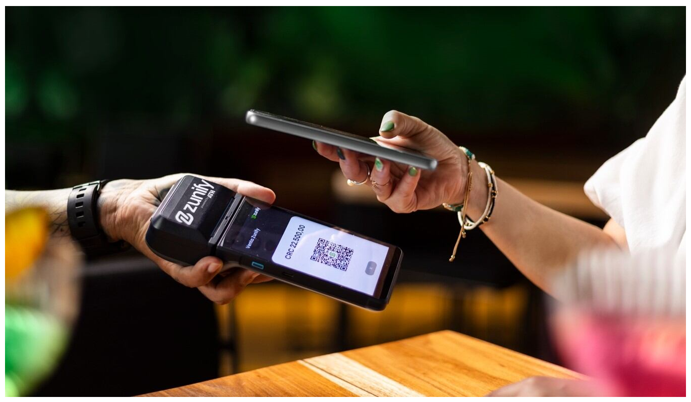 QR Code avança na América Latina porque resolve o básico — e isso diz muito sobre o estágio dos pagamentos digitais