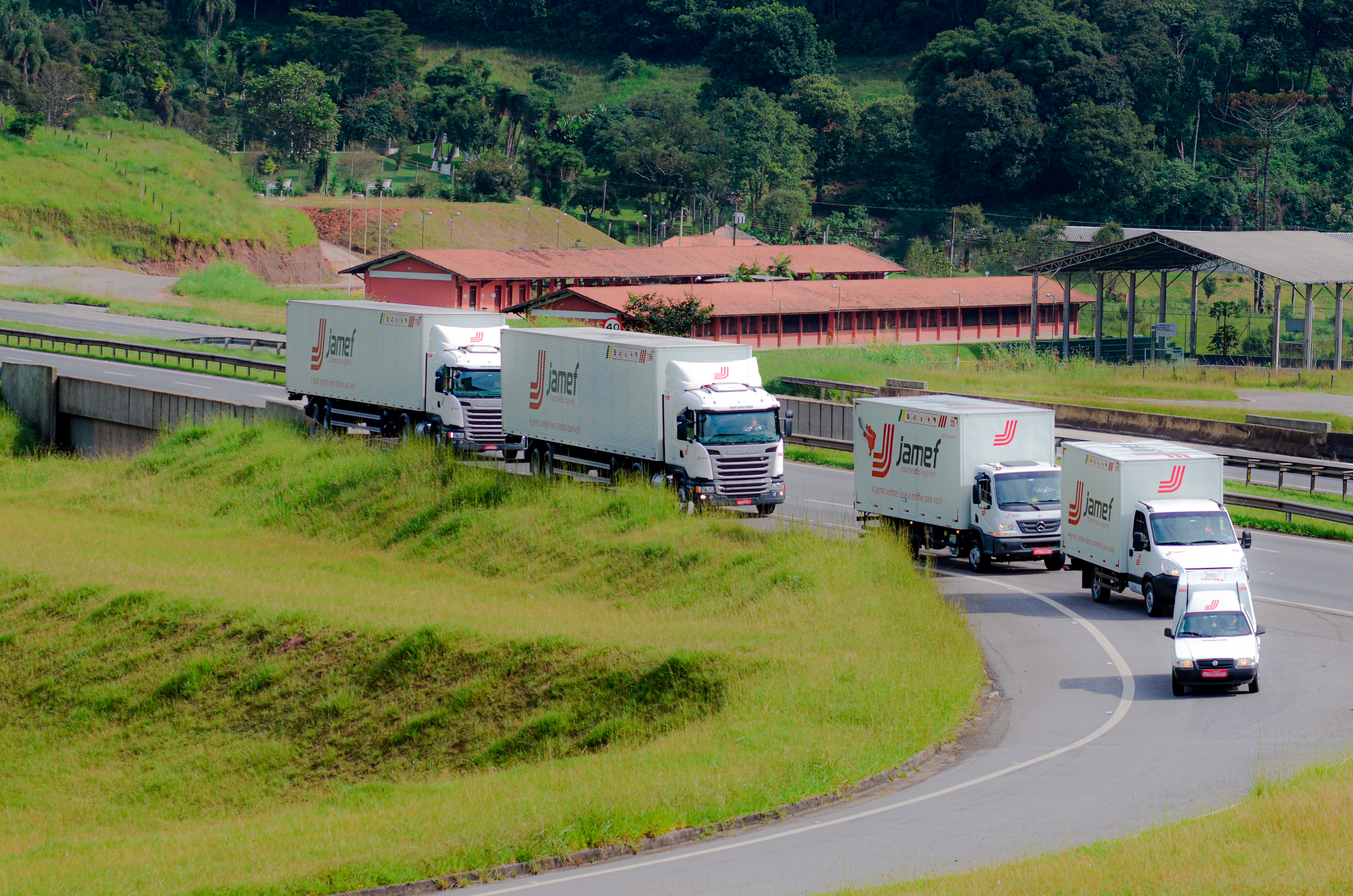 JAMEF investe em expansão e tecnologia para as entregas da Black Friday 2020