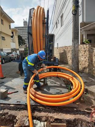 Comgás renova rede e faz novas expansões com tubos de polietileno