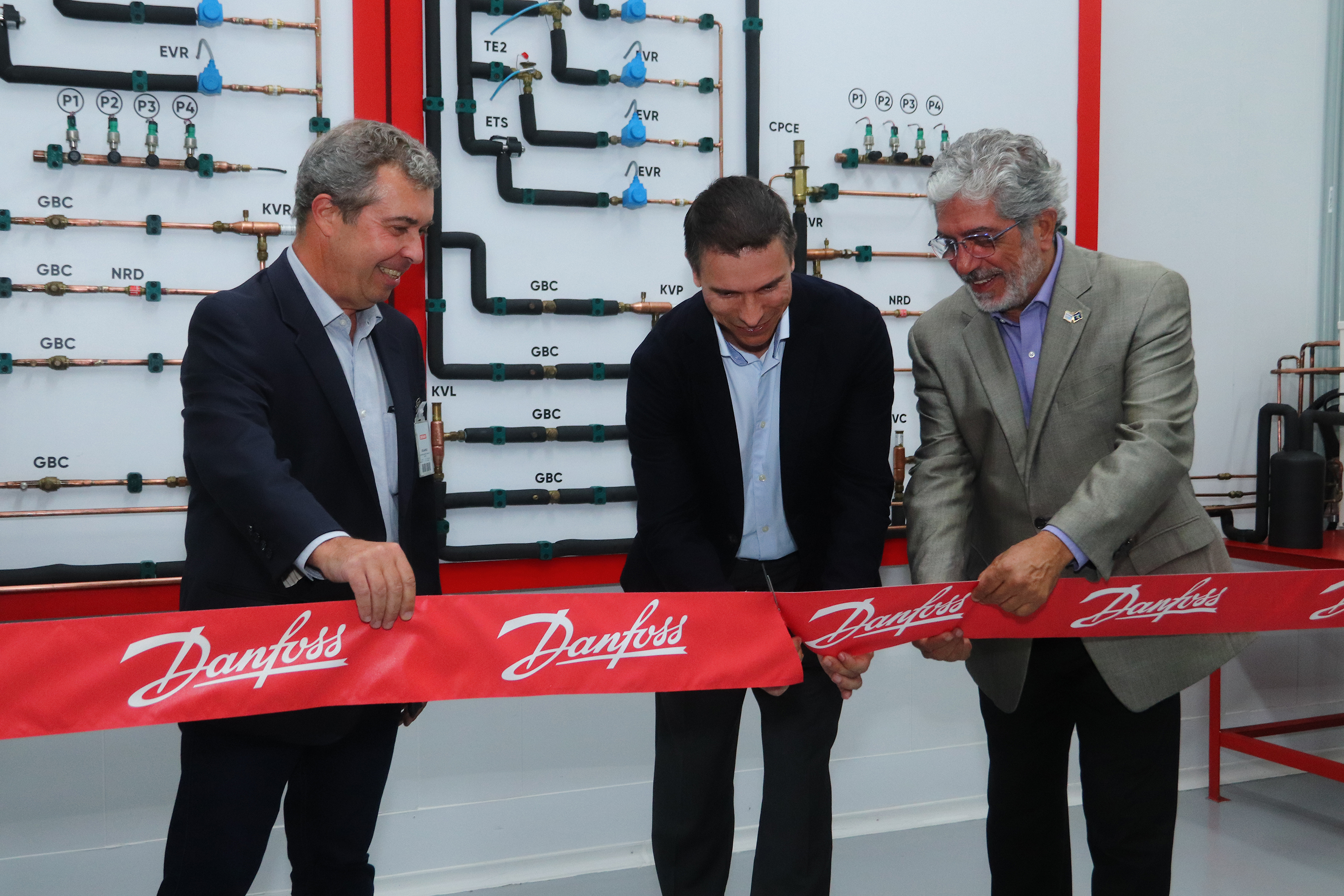 Danfoss Brasil e SENAI-SP apresentam novo laboratório de Refrigeração Comercial