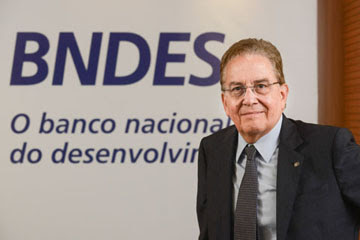 Presidente do BNDES palestra sobre o tema 